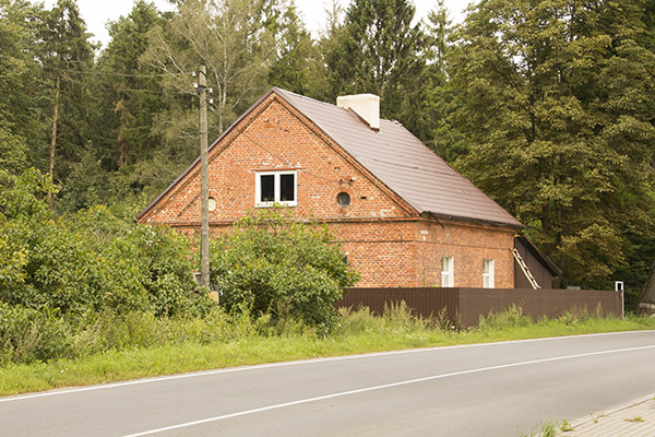 Chausseehaus Uljanovka 2016