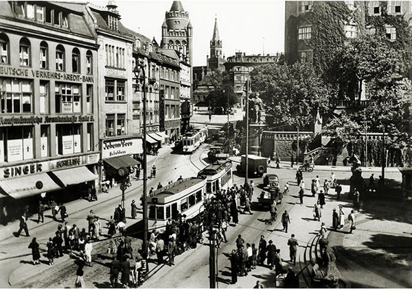 Kaiser-Wilhelm-Platz tramway