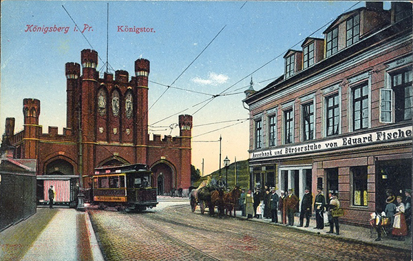 Königsberg Train Station with Train