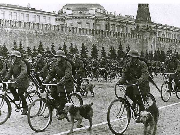 Parade on Red Square, Moscow, May 1, 1938 scooter units