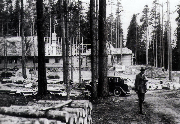 Reichsjagerhof Rominten im Bau 1936