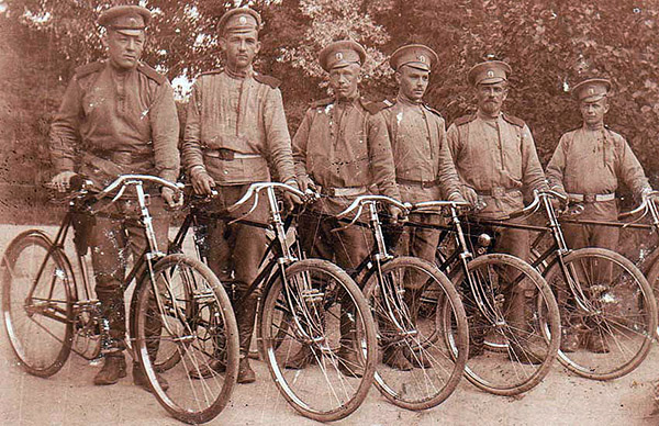 WWI cyclists russian imperial army