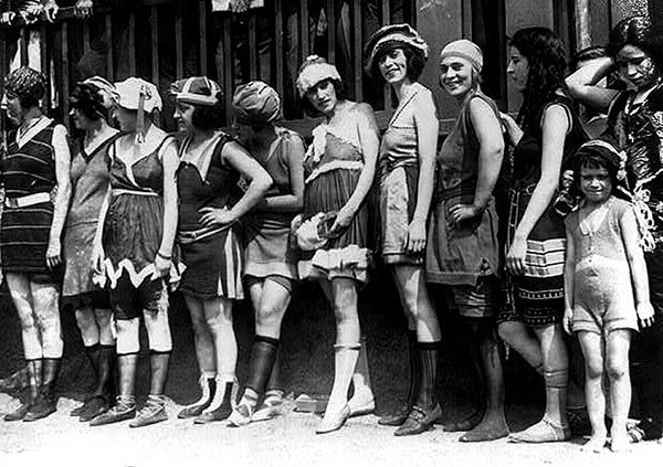 vintage bathing suits 1920