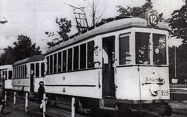 Königsberg tram at the final stop of line 12