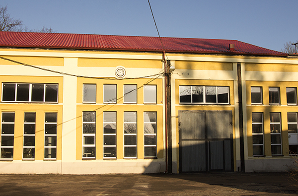 Tschernjachowsk_Ehemaliges Trolleybusdepot_Zheleznodorozhnaya-Straße_2015