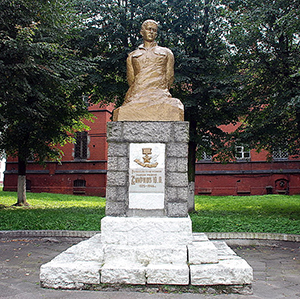 monument to smirnov